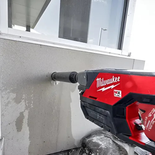 Milwaukee Diamond Ultra 4" Wet Core Bit for Concrete Drilling, 1-1/4"-7 Thread, 16" Drilling Depth, 660 RPM - 48-17-5040