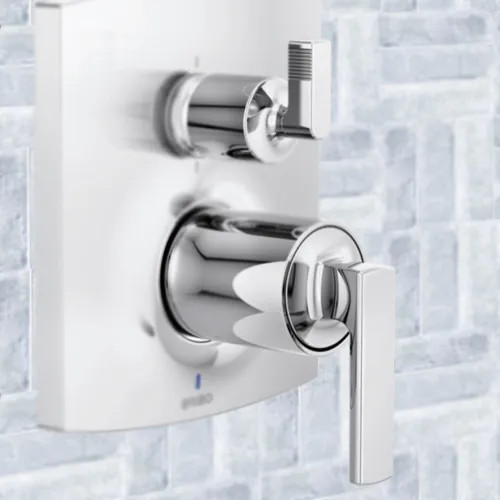 Brizo Kintsu Pressure Balance Valve with Integrated Diverter Trim Lever Handle Kit, Polished Chrome - HL75P06-PC
