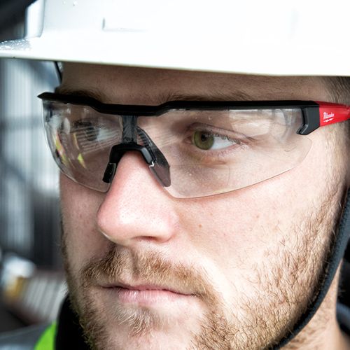 Milwaukee Clear  3.00 Magnified Safety Glasses with Anti-Scratch Lenses - 48-73-2209