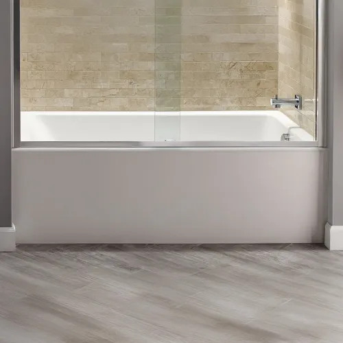 American Standard Studio 60in x 30in Arctic White Acrylic Soaker Tub with Built-In Apron, Lumbar Support, Right Drain - 2573102.011