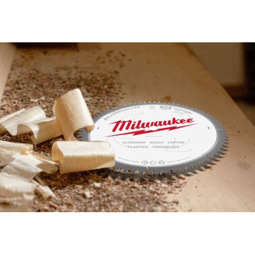 Milwaukee 10" x 72T Aluminum Cutting Circular Saw Blade with 5/8" Arbor Size and 0.11" Kerf Thickness - 48-40-4360 