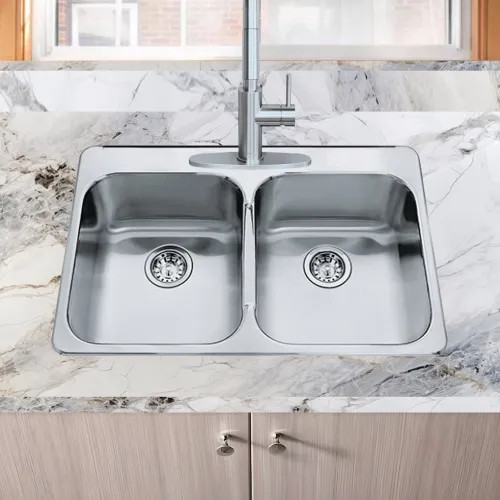 Franke Steel Queen 31-1/4" x 20-1/2" Double-Bowl Kitchen Sink, Stainless Steel - QDL2031-7-1N (101.0181.724)