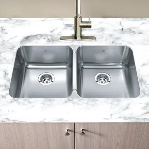 Franke Steel Queen 31" x 18" Undermount Double-Bowl Kitchen Sink, Stainless Steel, Satin/Silk - QDUA1831-8N