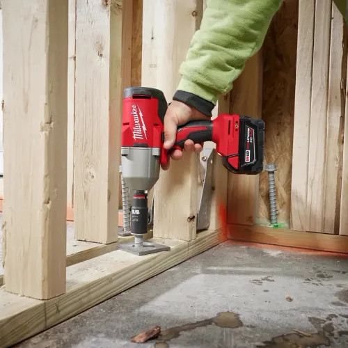 Milwaukee M18 Brushless 1/2" High Torque Impact Wrench with Friction Ring Kit, XC 4.0 Extended Capacity Battery, Multi-Voltage Charger, and Contractor Bag - 2666-21B