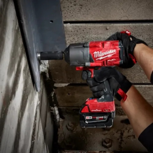 Milwaukee M18 FUEL with ONE-KEY High Torque Impact Wrench 3/4" Friction Ring Kit, (2) XC5.0 Resistant Battery, Multi-Voltage Charger, and Blow Molded Case - 2864-22R