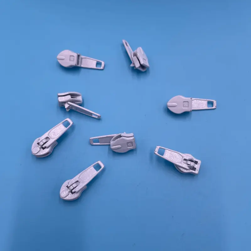 Locking Zipper Sliders 100 Per Bag - Various Sizes & Colors# 2.5mm / White