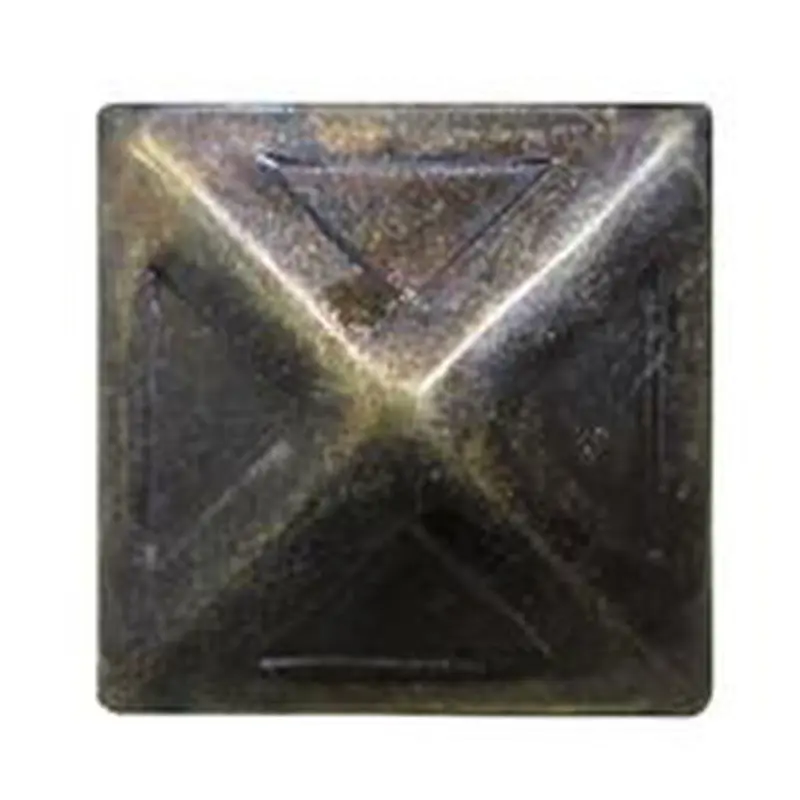 Vintage #80 Etched Pyramid 80/BX Head Size: 3/4" Nail Length:5/8"